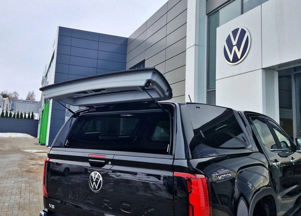 Volkswagen Amarok cena 245900 przebieg: 5500, rok produkcji 2023 z Łapy małe 301